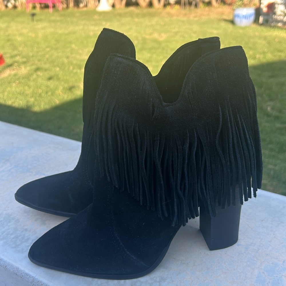 Black fringe ankle boots - Picture 2 of 8